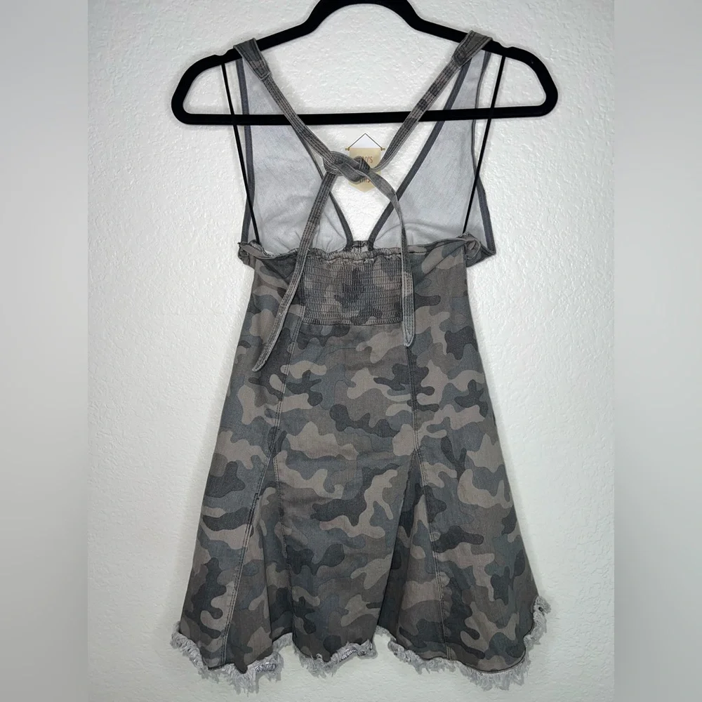 Kimchi Blue Hailey Halter Denim Dress - Picture 5 of 7
